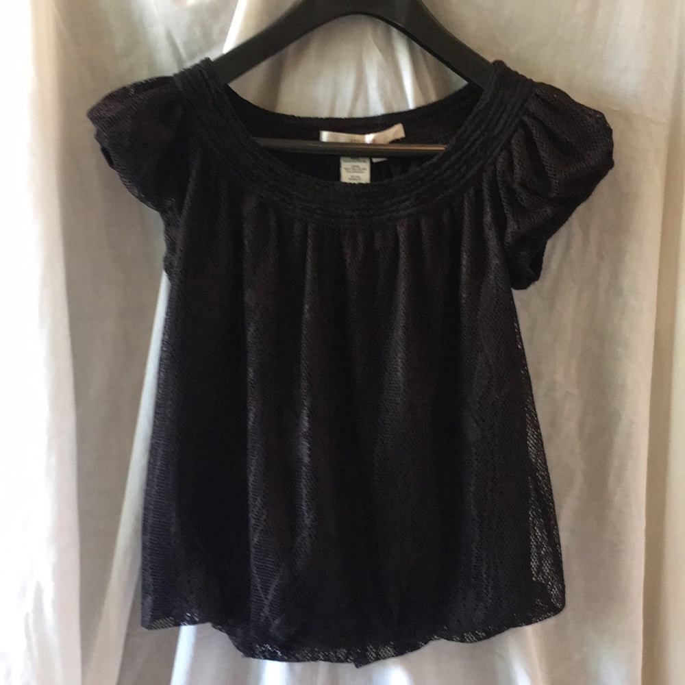 Cute black (knitted type) top